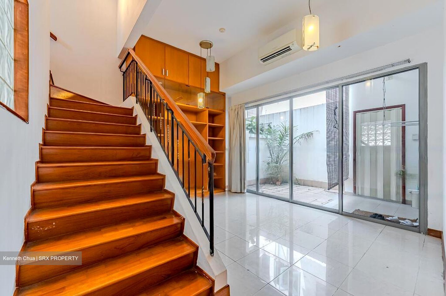 Bedok Road (D16), Terrace #496477151